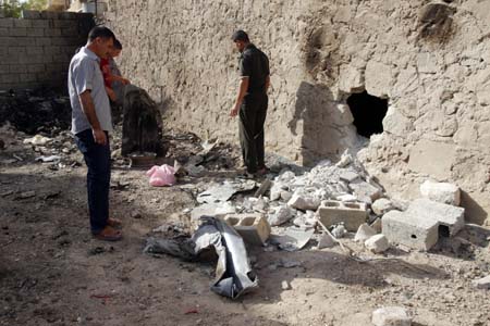 Bom xe nổ hàng loạt tại Iraq ảnh 1